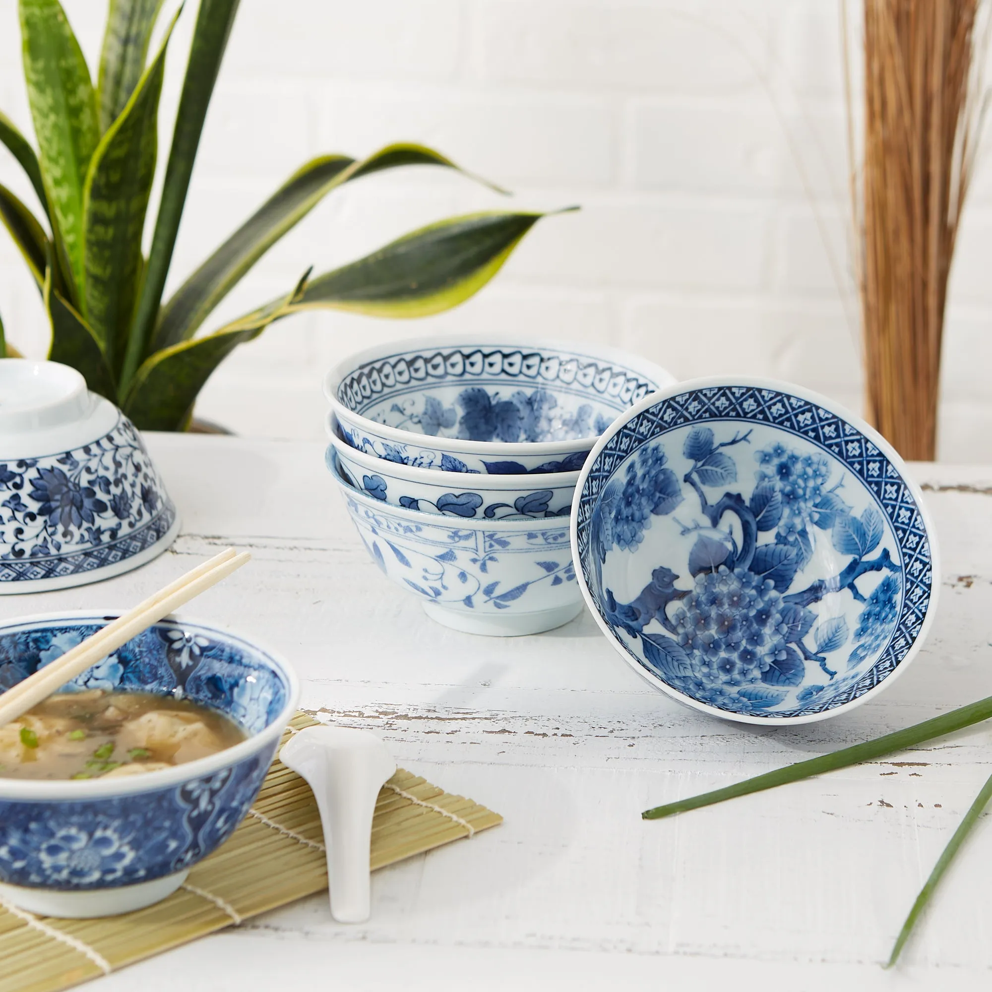 Japanese Porcelain Bowls 16 Oz