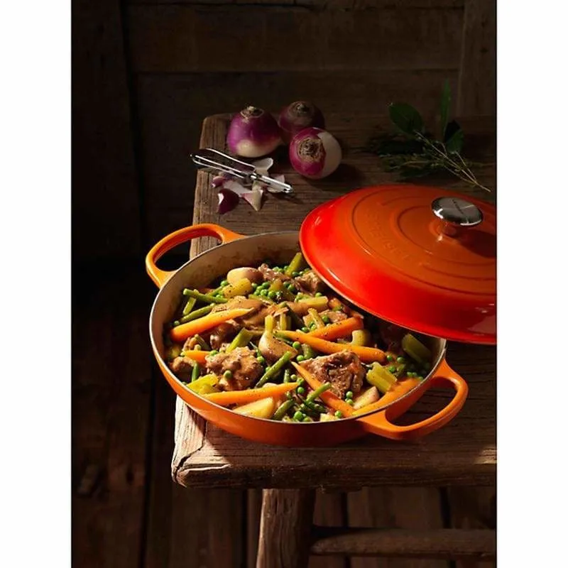 Le Creuset Signature Cast Iron Shallow Casserole