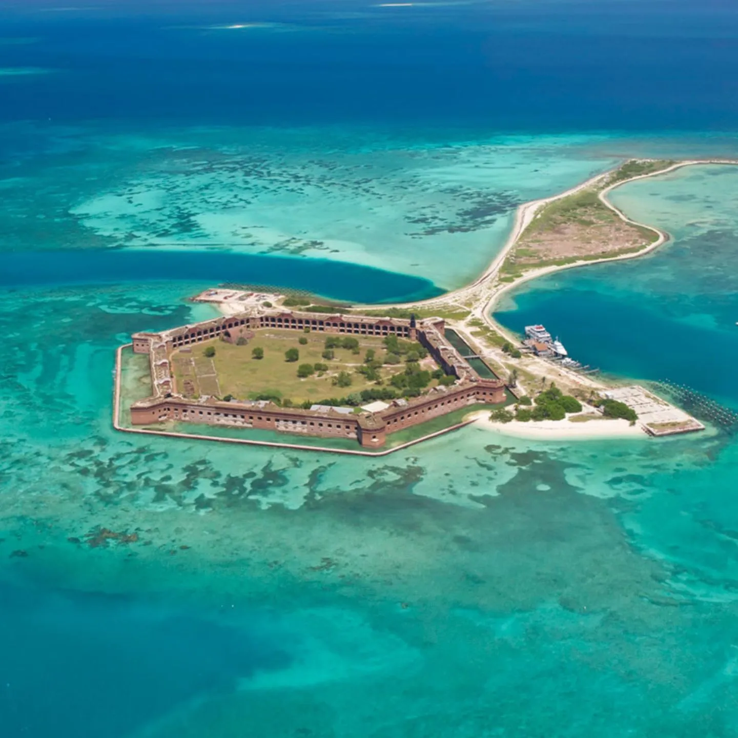 Seaplane Tour to Dry Tortugas